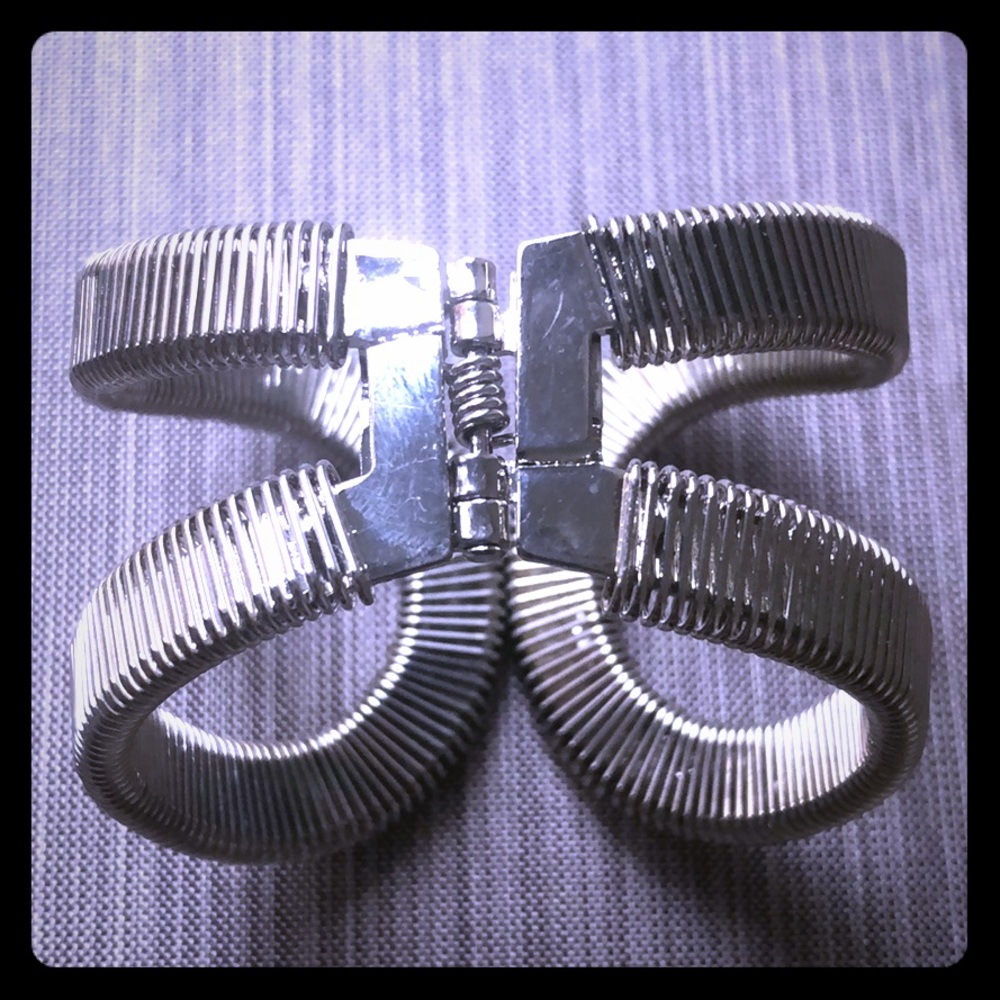 Silver cuff - Picture 3 of 3